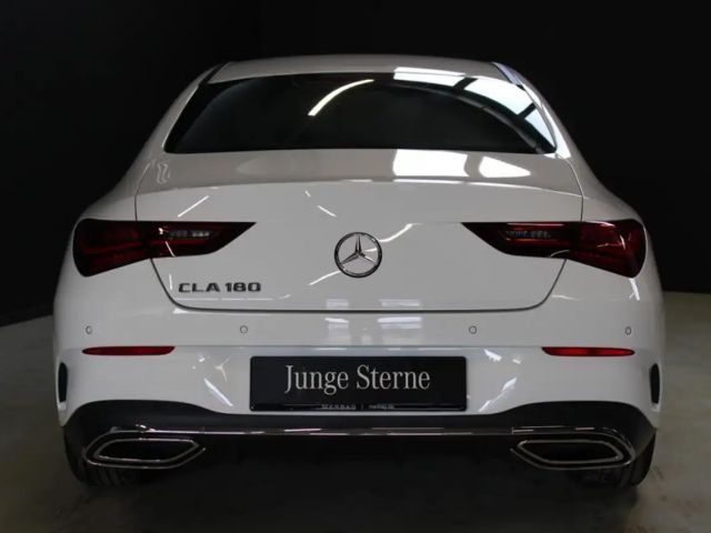 Mercedes-Benz CLA 180 AMG Line Coupé