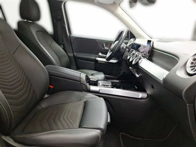 Mercedes-Benz EQB 300 4MATIC