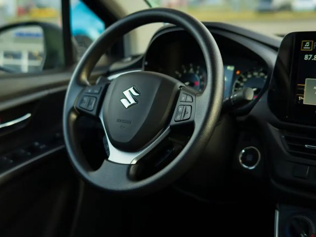 Suzuki S-Cross Hybrid