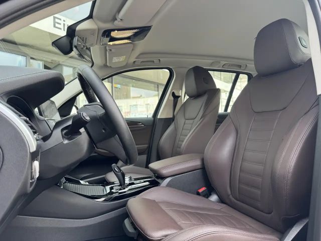BMW X3 xDrive30e
