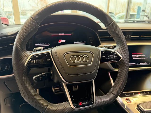 Audi RS6 Avant Performance Quattro