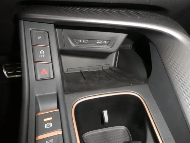 Cupra Terramar 1.5 e-Hybrid e-Hybrid