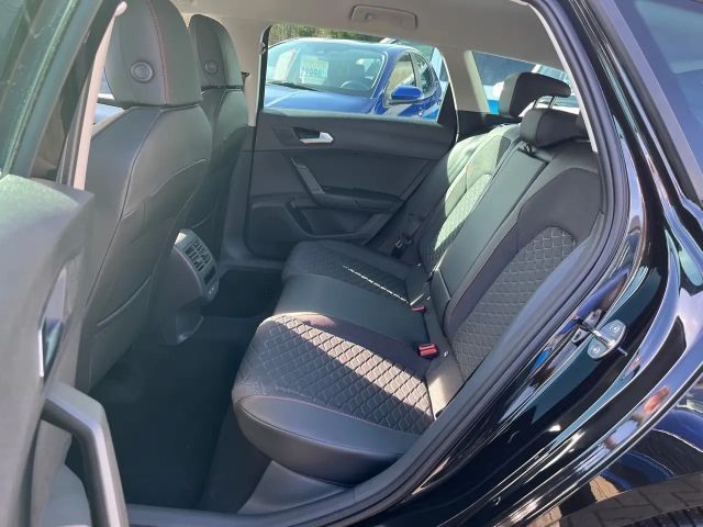 Seat Leon 1.5 eTSI DSG FR-lijn Sportstourer