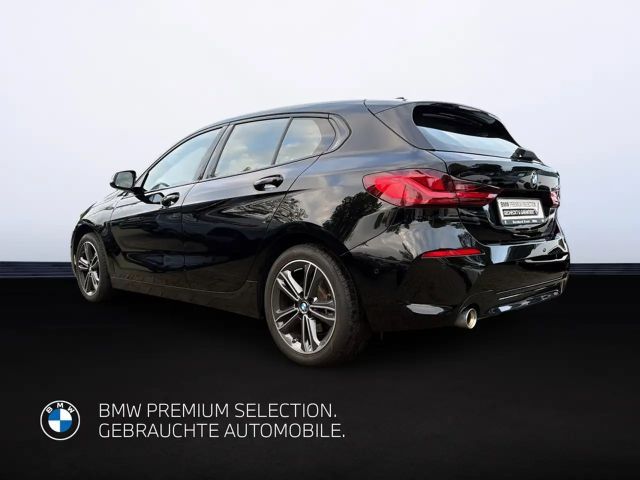 BMW 118 118i Sedan Sport Line