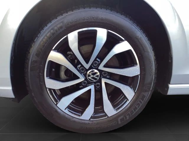 Volkswagen Golf 1.5 TSI