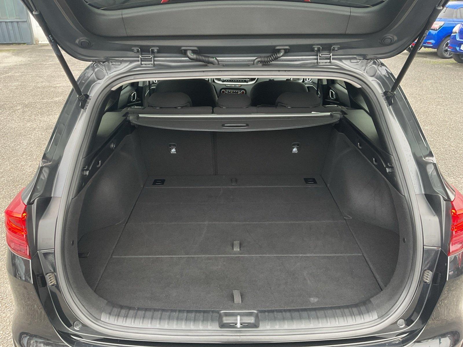 Kia Ceed GOLD 1.5 T DCT LED+Navi+SHZ+PD