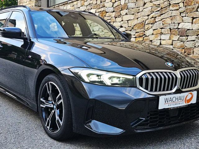 BMW 330 330i Touring xDrive