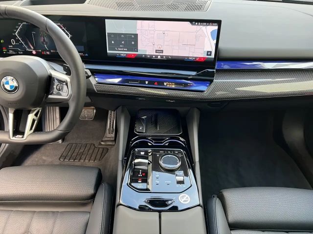 BMW 540 540d M-Sport Touring xDrive