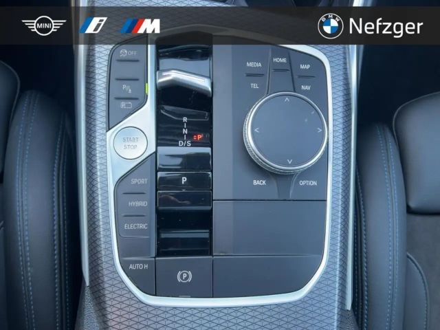 BMW 330 330e M-Sport Touring