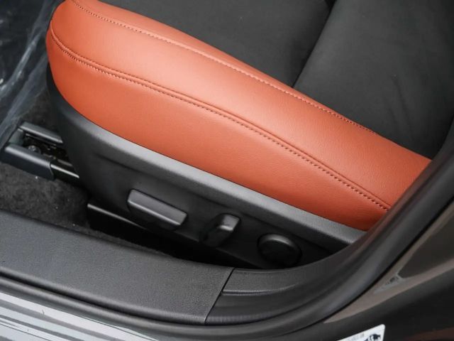 Mazda 3 2.5L SkyActiv e-Skyactiv