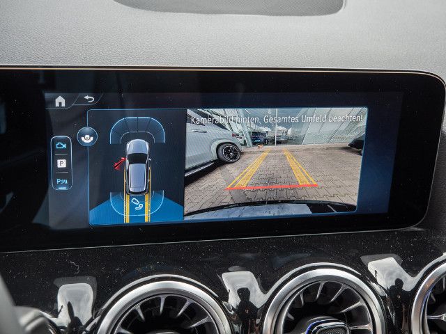 Mercedes-Benz B 200 Sedan