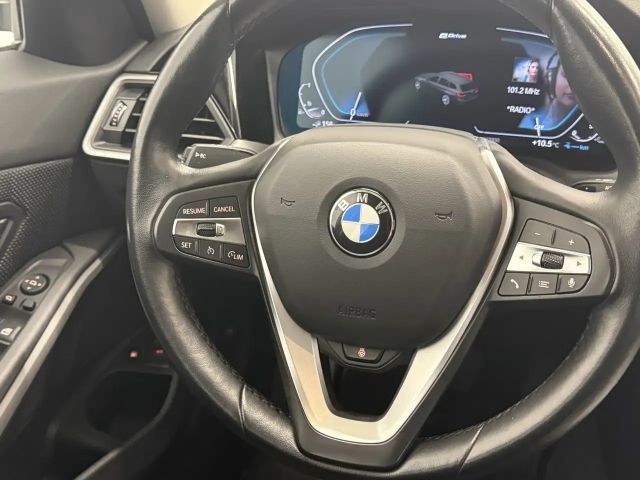 BMW 320 320e xDrive
