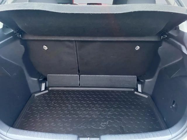 Toyota Yaris Hatchback Hybride Team D