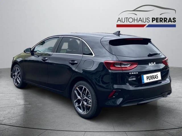 Kia Ceed CEED 1.5T 48V DCT 140 ULTIMATE Style 17'' LM, Appl