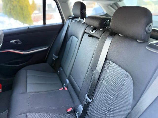 BMW 318 318d Touring