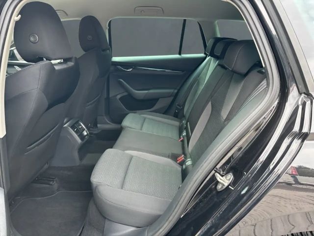 Skoda Octavia 1.5 TSI Ambition Combi