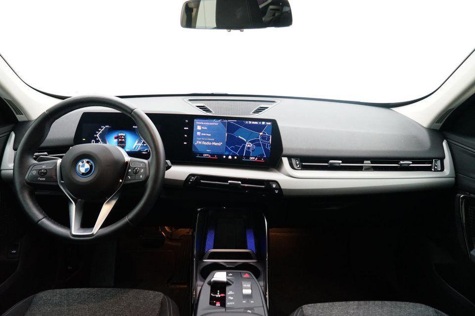 BMW iX1 xDrive30