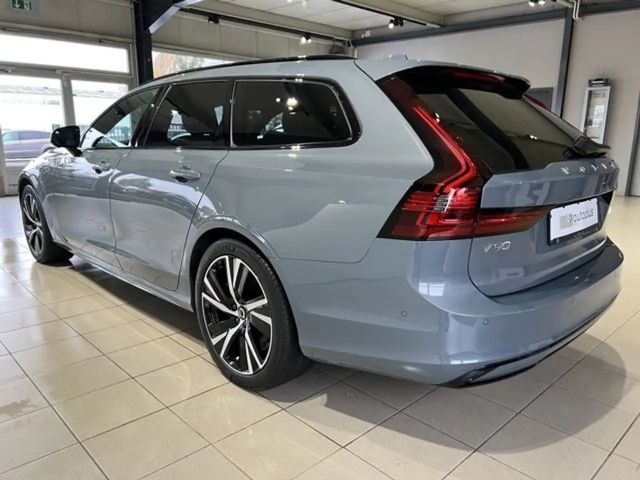 Volvo V90 AWD Dark Plus Recharge T6