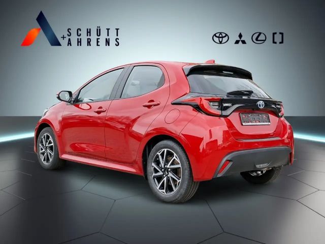 Toyota Yaris Hybride Team D