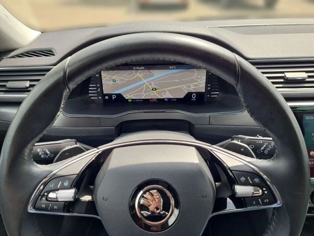 Skoda Superb 2.0 TSI Combi Style Style