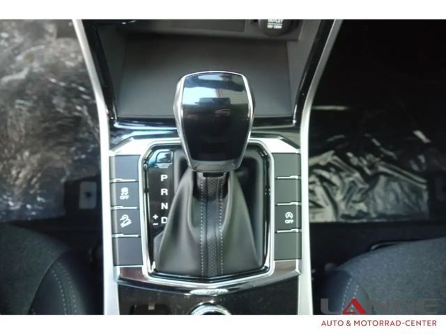 SsangYong Korando Bliss 1.5 AT Navi SHZ Temp Tel.-Vorb. PDC Regensen