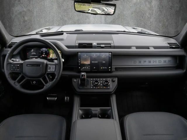 Land Rover Defender 110
