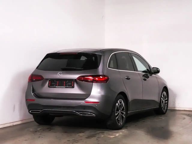 Mercedes-Benz B 180 Progressive