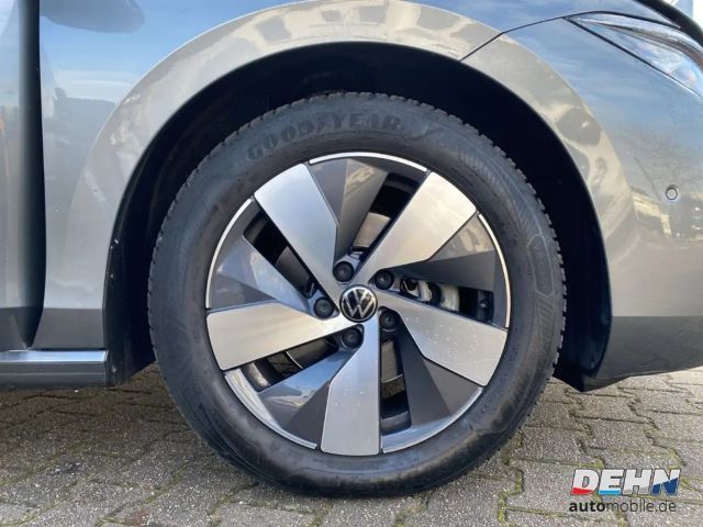 Volkswagen Passat 1.5 eTSI Business DSG Variant