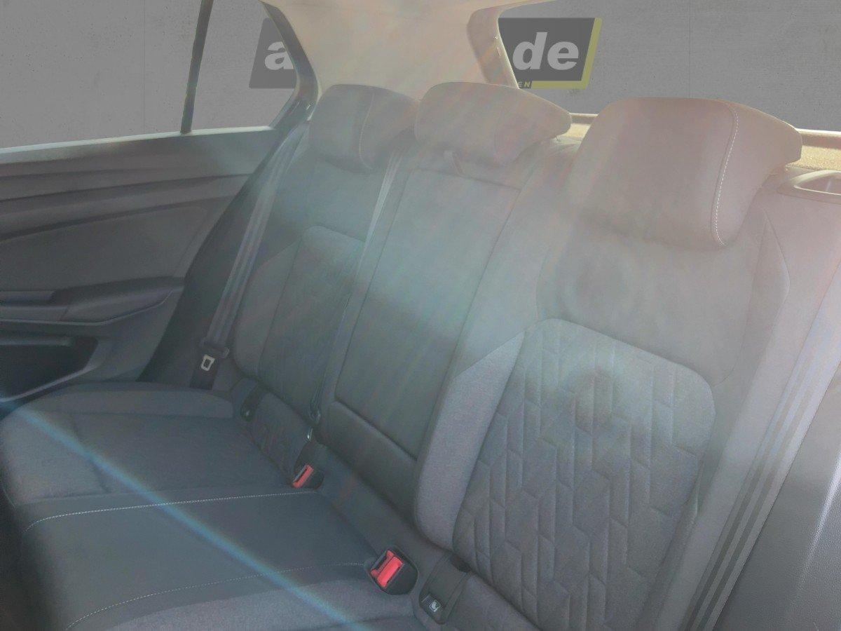 Volkswagen Golf 1.5 eTSI Golf VIII Life