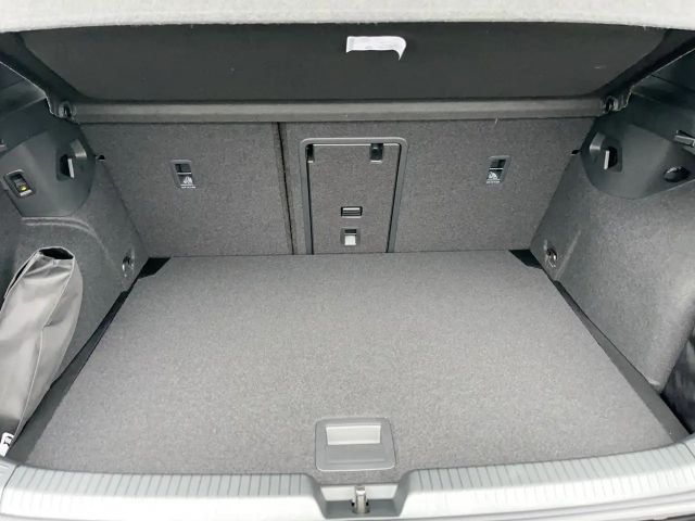 Volkswagen Golf DSG Sport