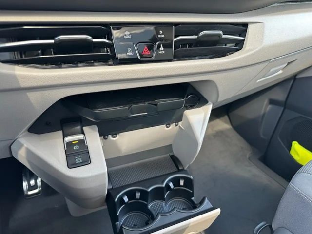 Volkswagen Multivan 2.0 TSI DSG Lang T7