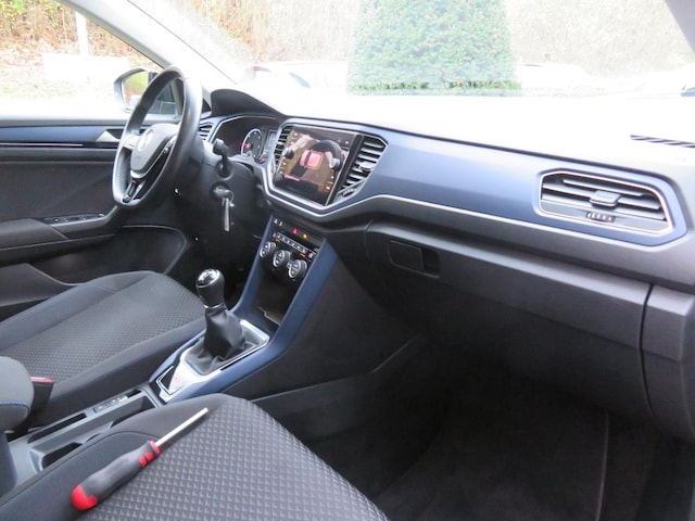 Volkswagen T-Roc T-ROC 2.0    CL   DT085 TDIM6F