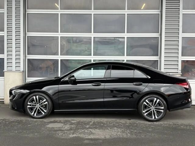 Mercedes-Benz CLA 180 Coupé Progressive