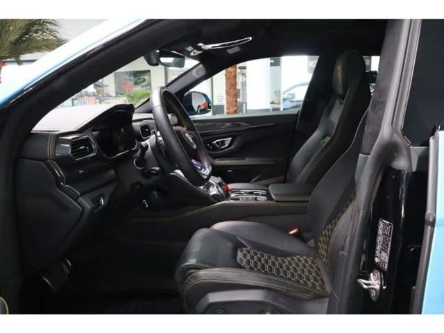 Lamborghini Urus Ceramic,Carbon,B&O Sound,Voll,Garantie06/26