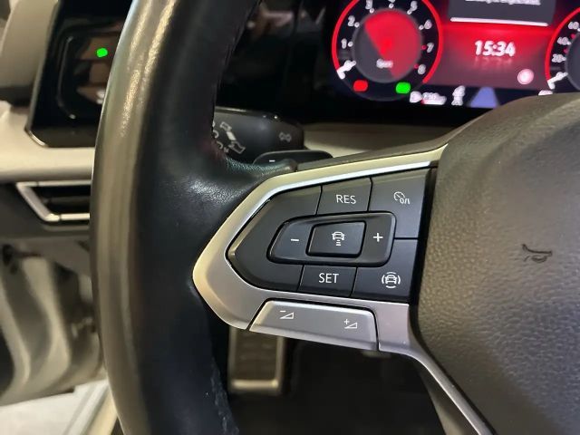 Volkswagen Golf DSG Life