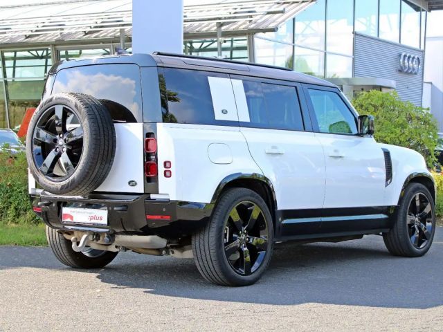 Land Rover Defender 110 Dynamic SE