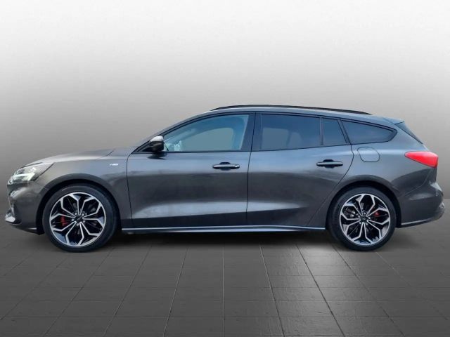 Ford Focus EcoBoost ST Line