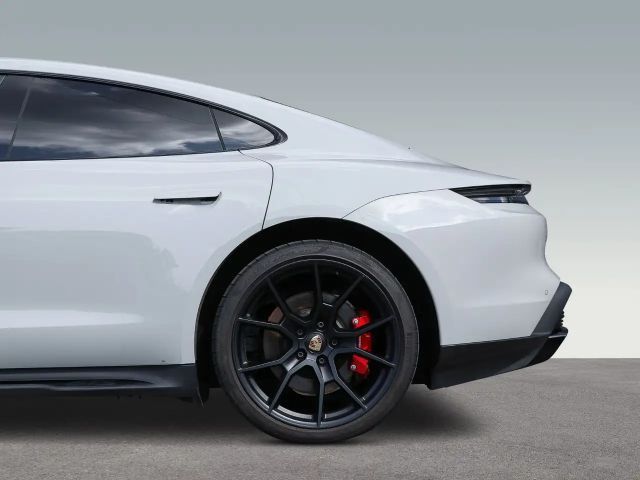 Porsche Taycan GTS Performance Plus