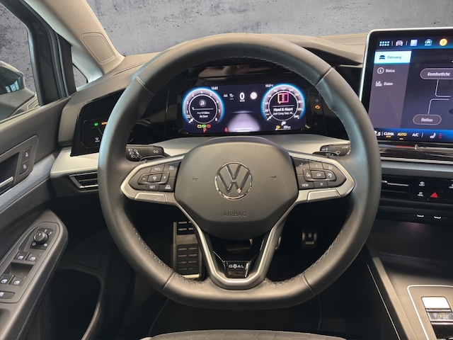 Volkswagen Golf 1.5 TSI DSG