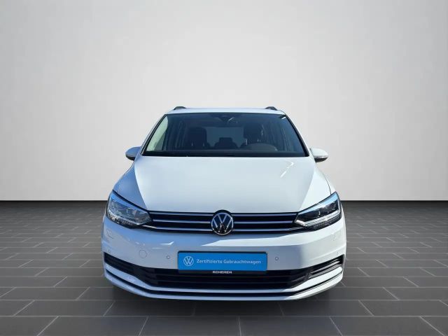 Volkswagen Touran 2.0 TDI DSG IQ.Drive