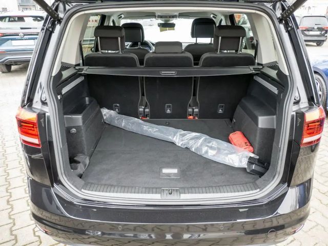 Volkswagen Touran 1.5 TSI DSG