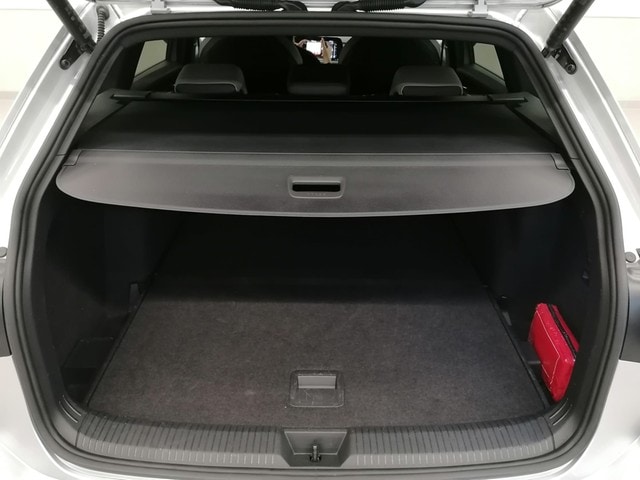 Volkswagen Golf 2.0 TDI Golf VIII R-Line Variant