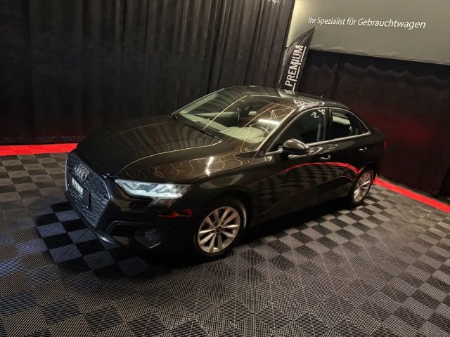 Audi A3 30 TDI Sedan