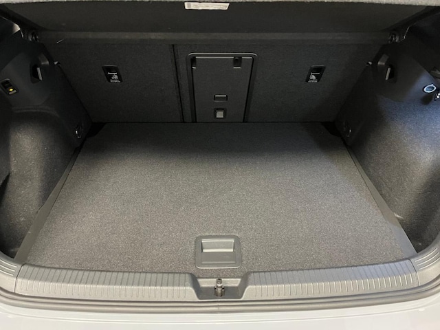 Volkswagen Golf 2.0 TSI DSG