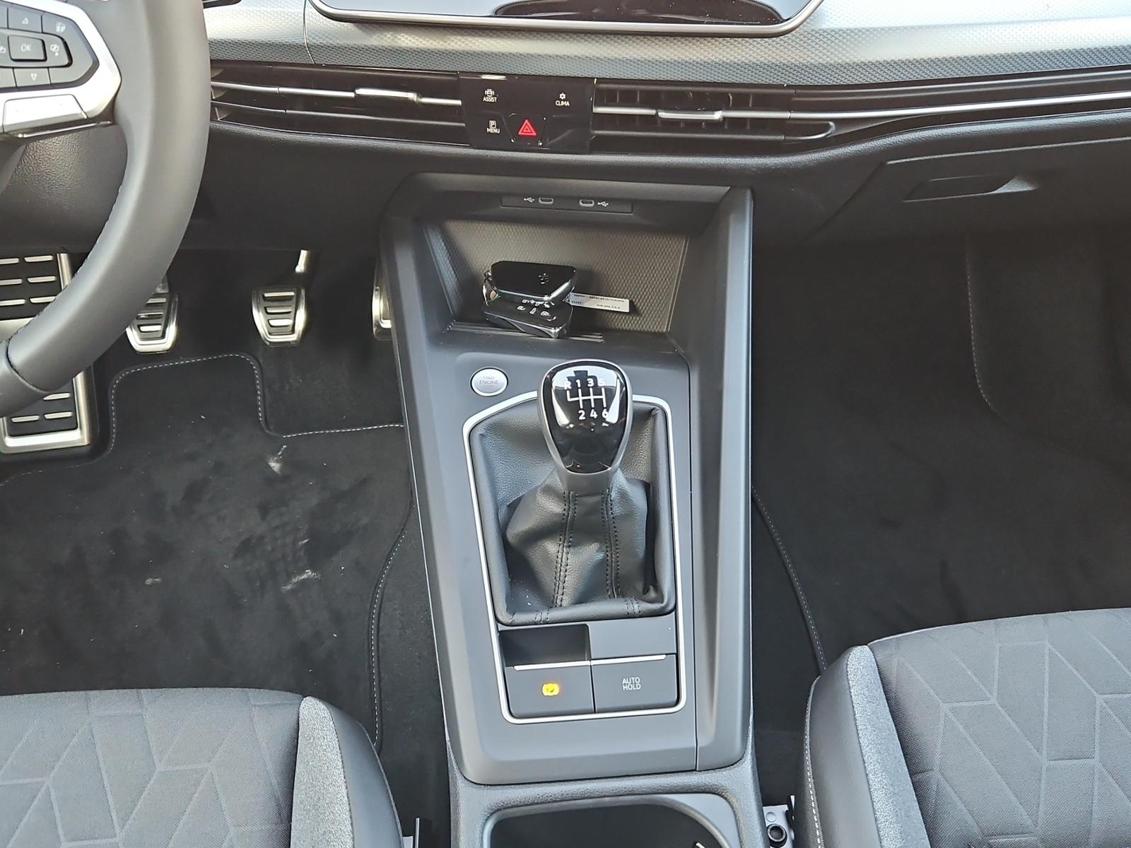 Volkswagen Golf 1.5 TSI Golf VIII