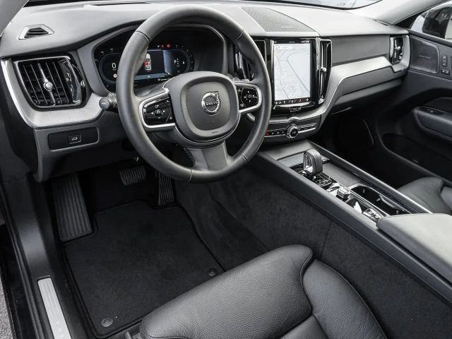 Volvo XC60 AWD Dark Plus