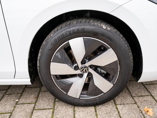 Volkswagen Passat 1.5 eTSI Business DSG Variant