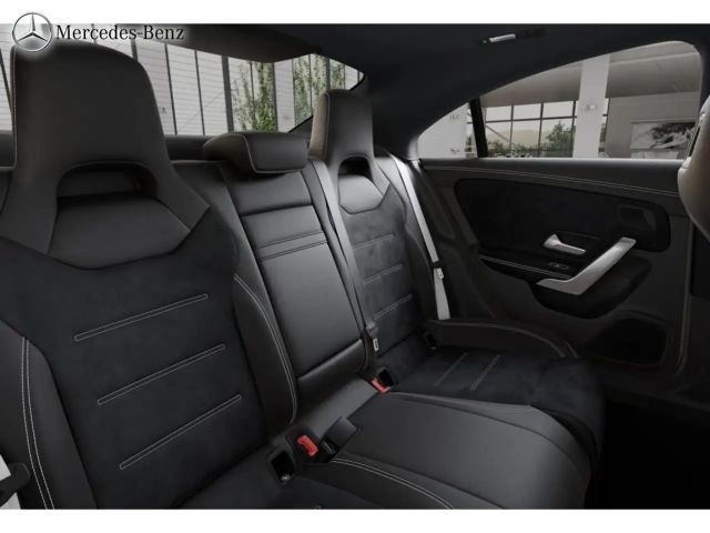 Mercedes-Benz CLA 180 AMG Line Coupé