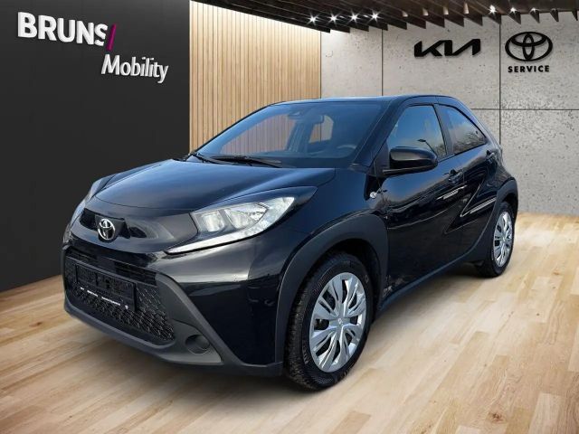 Toyota Aygo X 1.0 VVT-i Business
