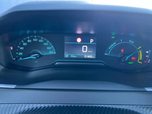 Peugeot E-2008 Allure Pack